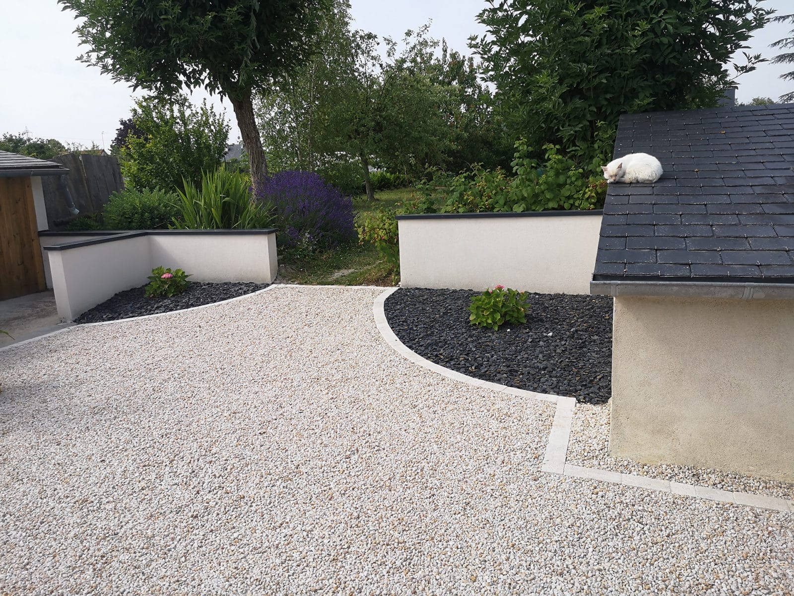 CHANTIER CHAUVIGNE_cour-allee_AP_1